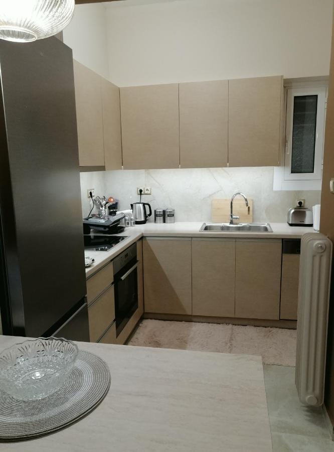 Comfy Apartment For 4 Ppl In Koukaki Athens Exterior photo